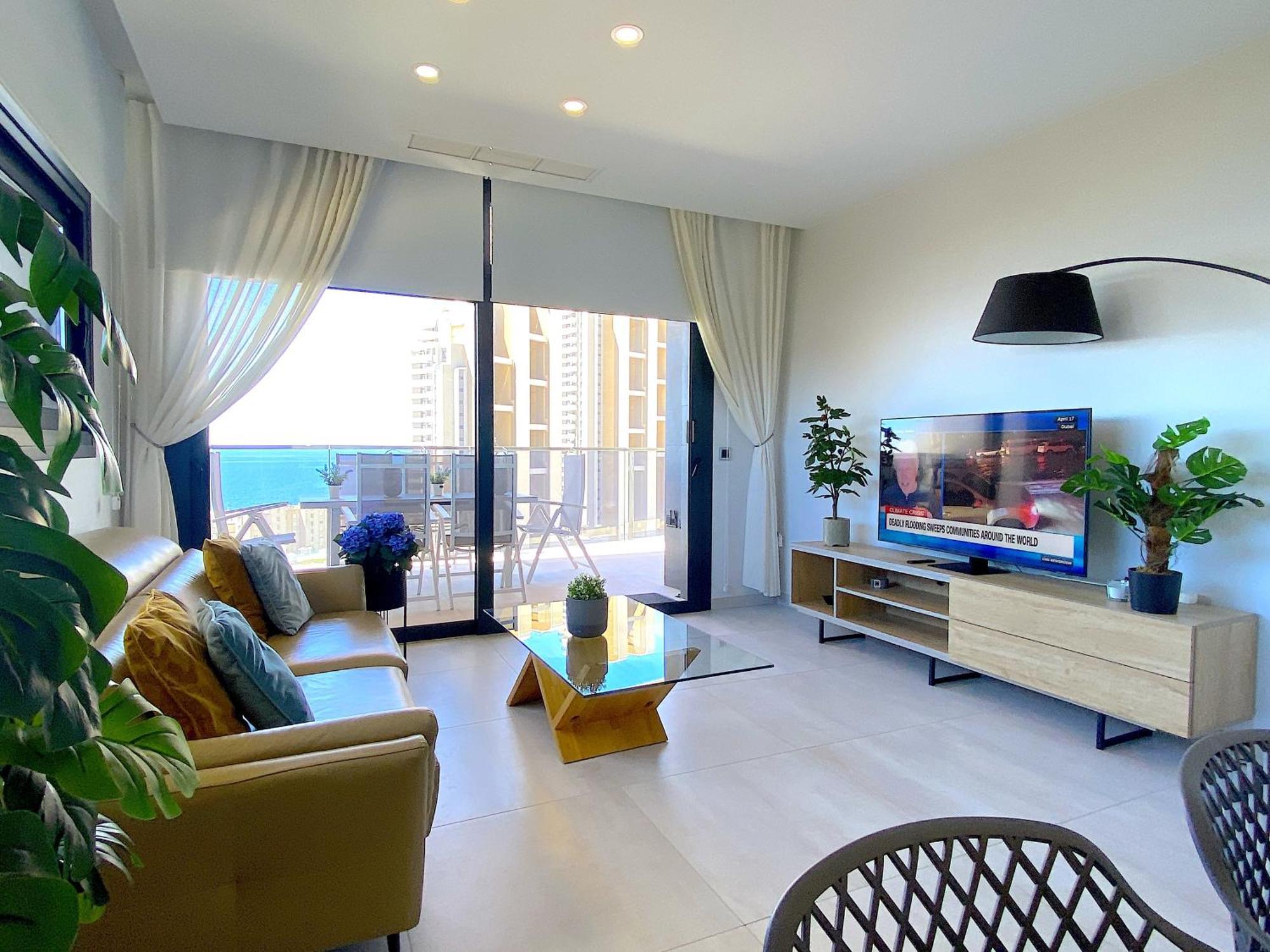Lujoso Apartament Con Impresionantes Vistas Al Mar Benidorm Eksteriør billede