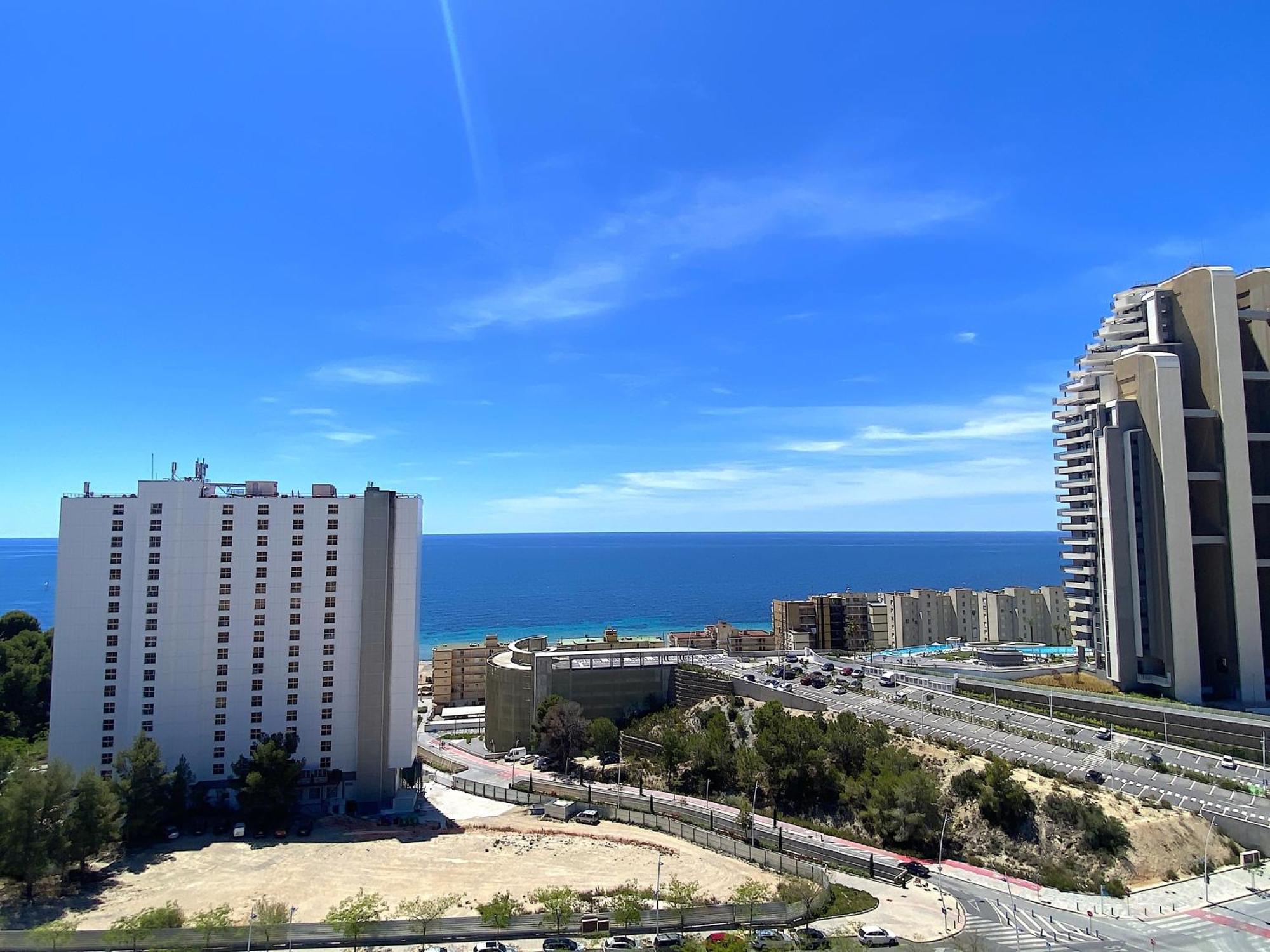 Lujoso Apartament Con Impresionantes Vistas Al Mar Benidorm Eksteriør billede