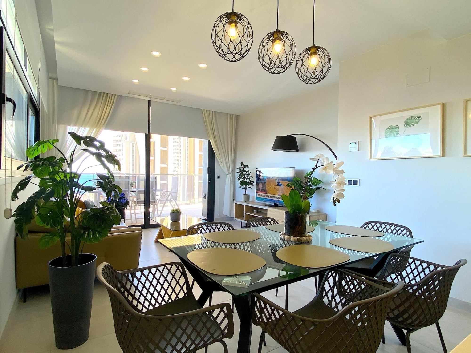 Lujoso Apartament Con Impresionantes Vistas Al Mar Benidorm Eksteriør billede