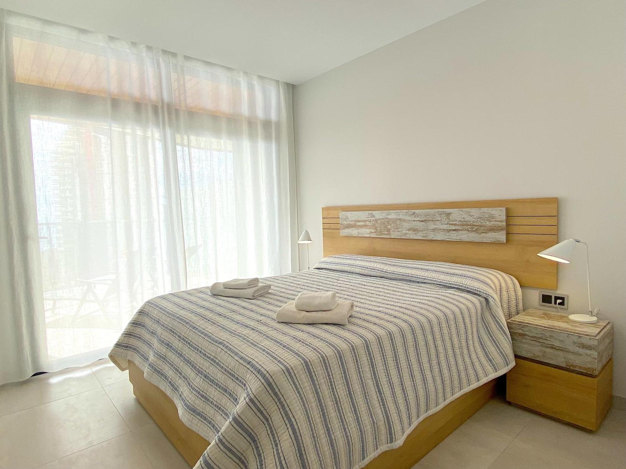 Lujoso Apartament Con Impresionantes Vistas Al Mar Benidorm Eksteriør billede