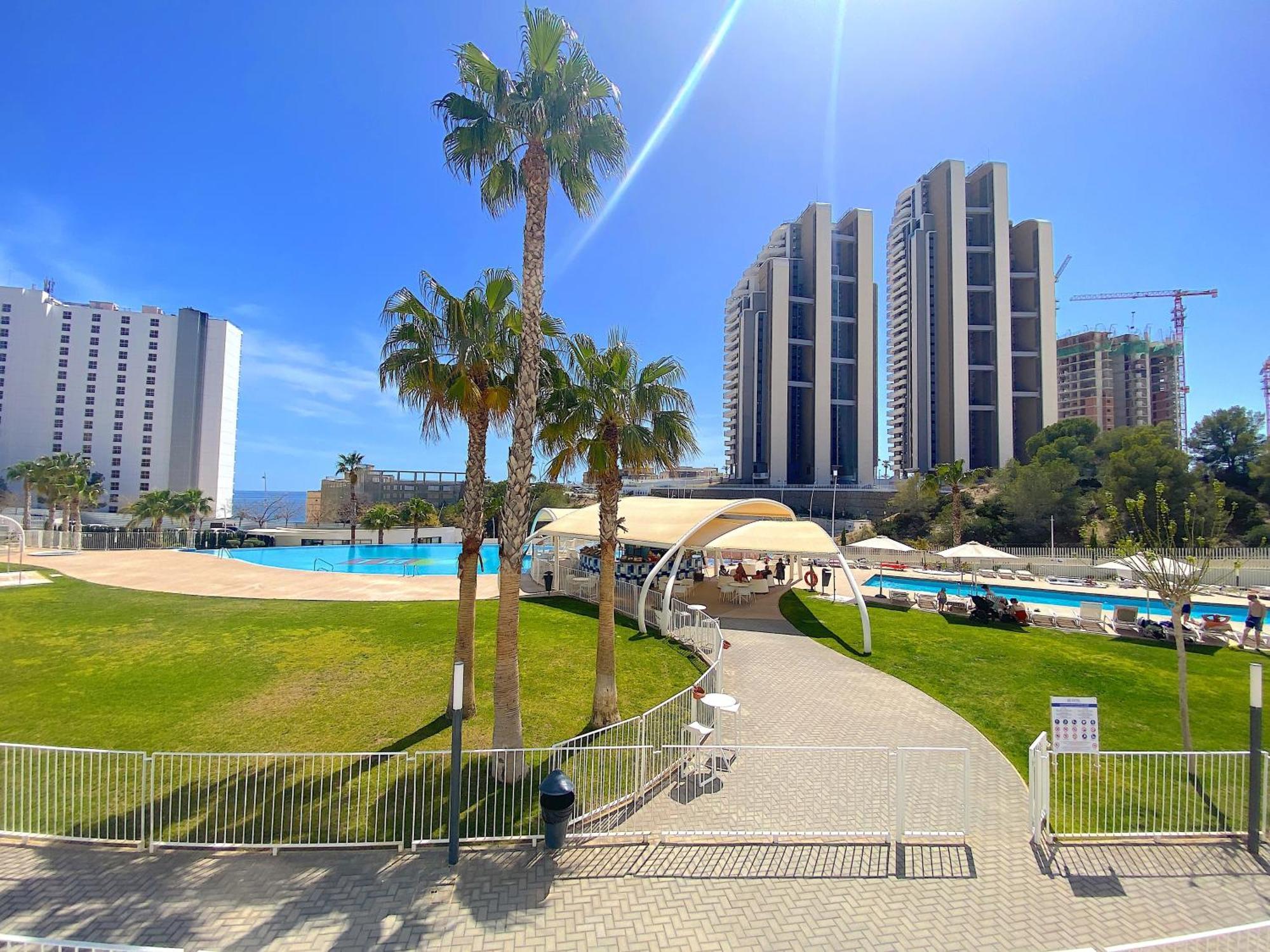 Lujoso Apartament Con Impresionantes Vistas Al Mar Benidorm Eksteriør billede