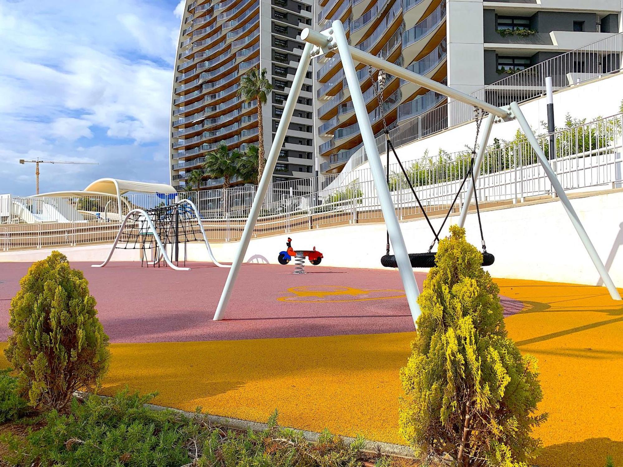 Lujoso Apartament Con Impresionantes Vistas Al Mar Benidorm Eksteriør billede